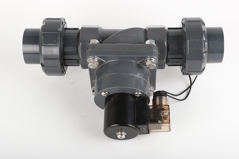 正镶白UPVC电磁阀双由令